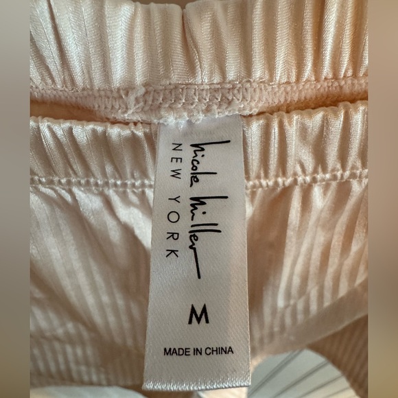 Nicole Miller Pastel Pink 3 Piece Set - Bathrobe, Tank Top, Shorts Medium - Picture 11 of 11